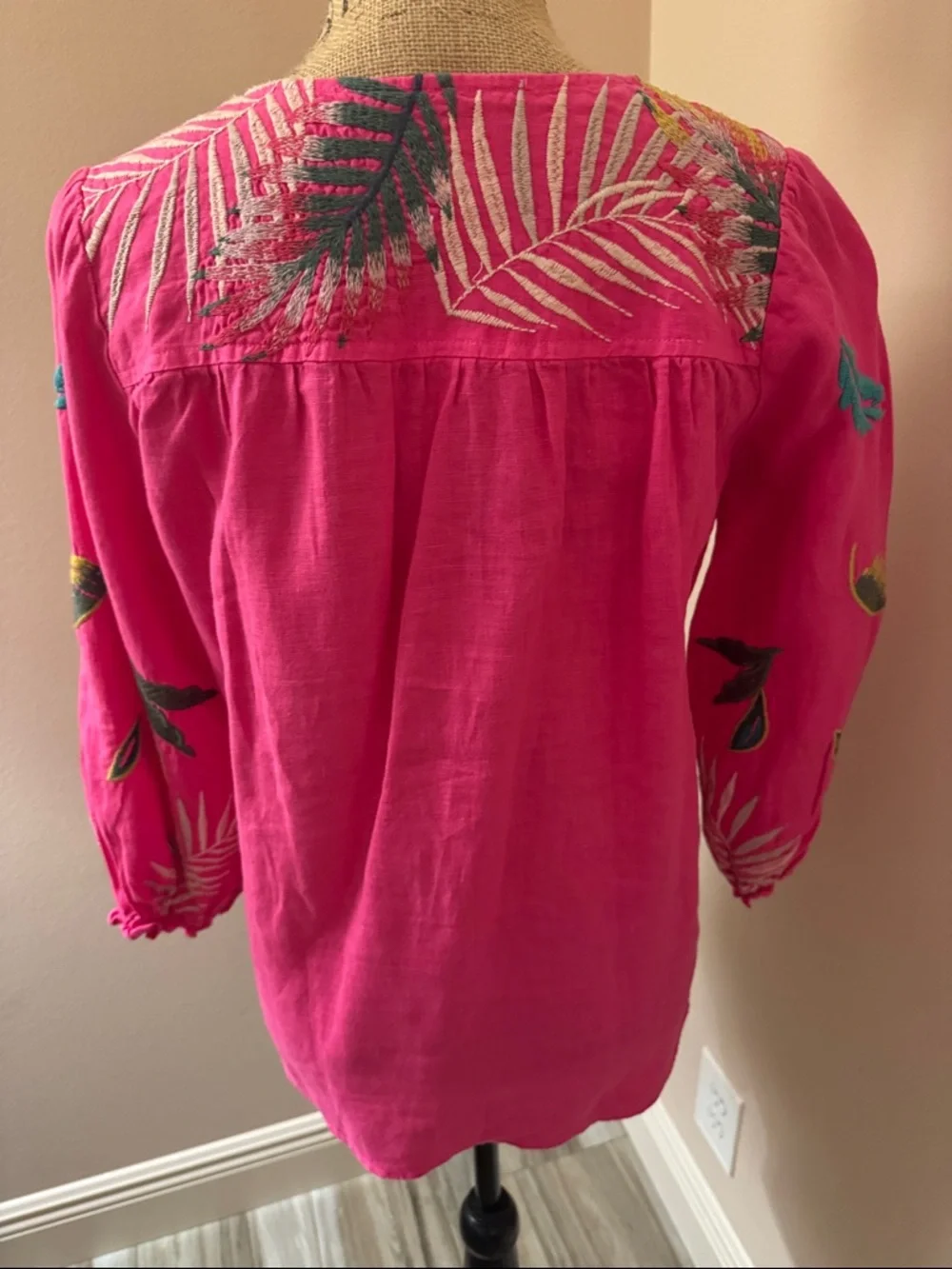 Johnny Was pink embroidered top - Picture 5 of 5